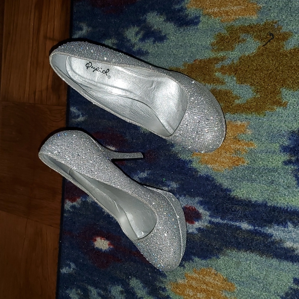 Silver Sparkling Heels